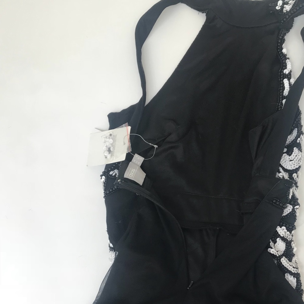 ‘Haley”  NWT Rare Sequin & Beaded Romper- - Picture 5 of 6